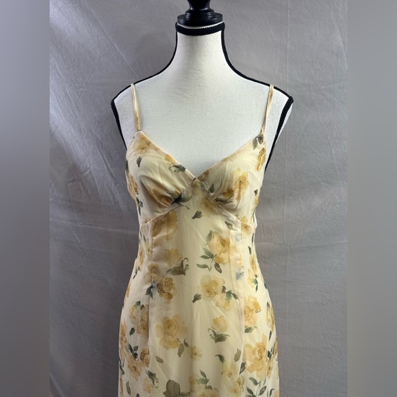 Meadow Dream V-Neck Floral Maxi with Layered Ruffles Yellow - Picture 11 of 13